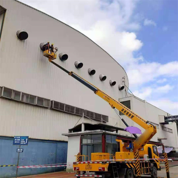 江油高空作业车出租服务：专业广告牌安装解决方案