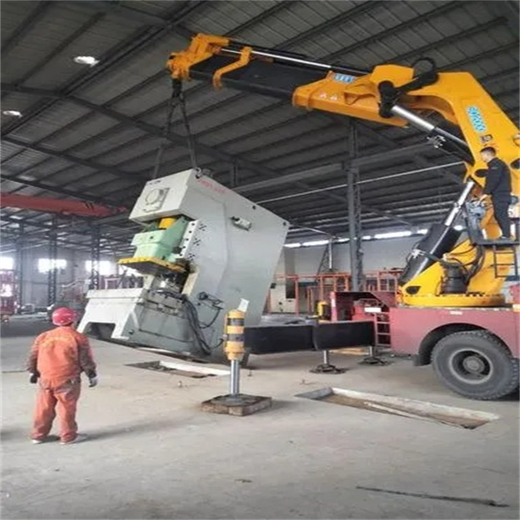 江油80吨折臂吊车出租附近电话